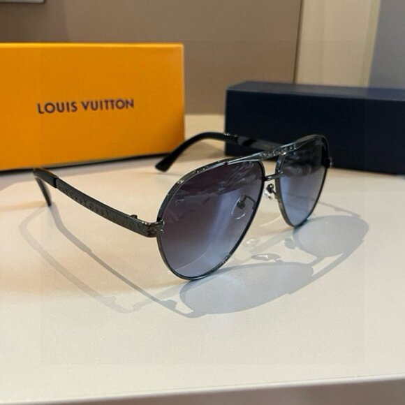 Louis Vuitton Black Metal Frame Sunglasses - Picture 7 of 8